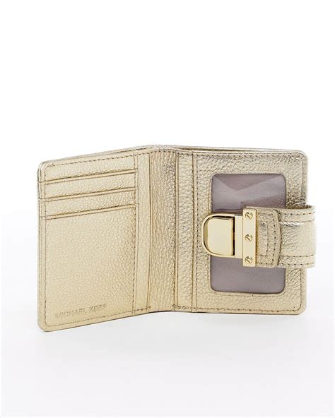 bi fold women's wallet michael kors|Michael Kors credit card wallet.